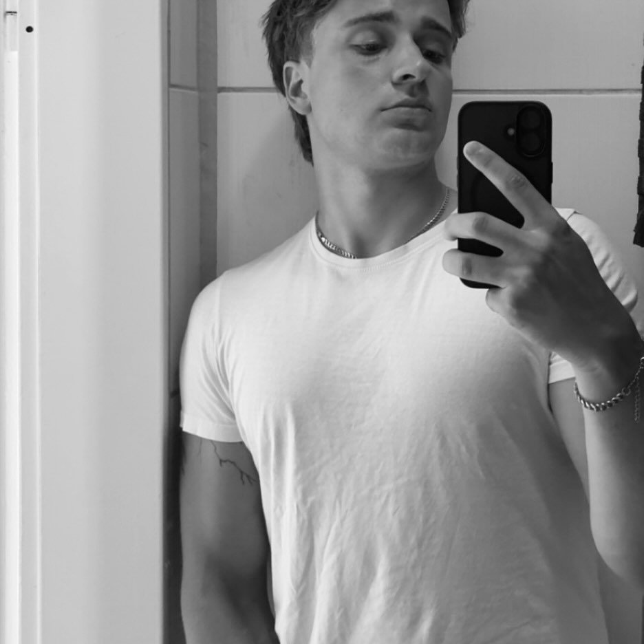 Instagram Profilbild von j2r2m7
