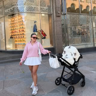 Instagram Profilbild von anitakraasnniqi