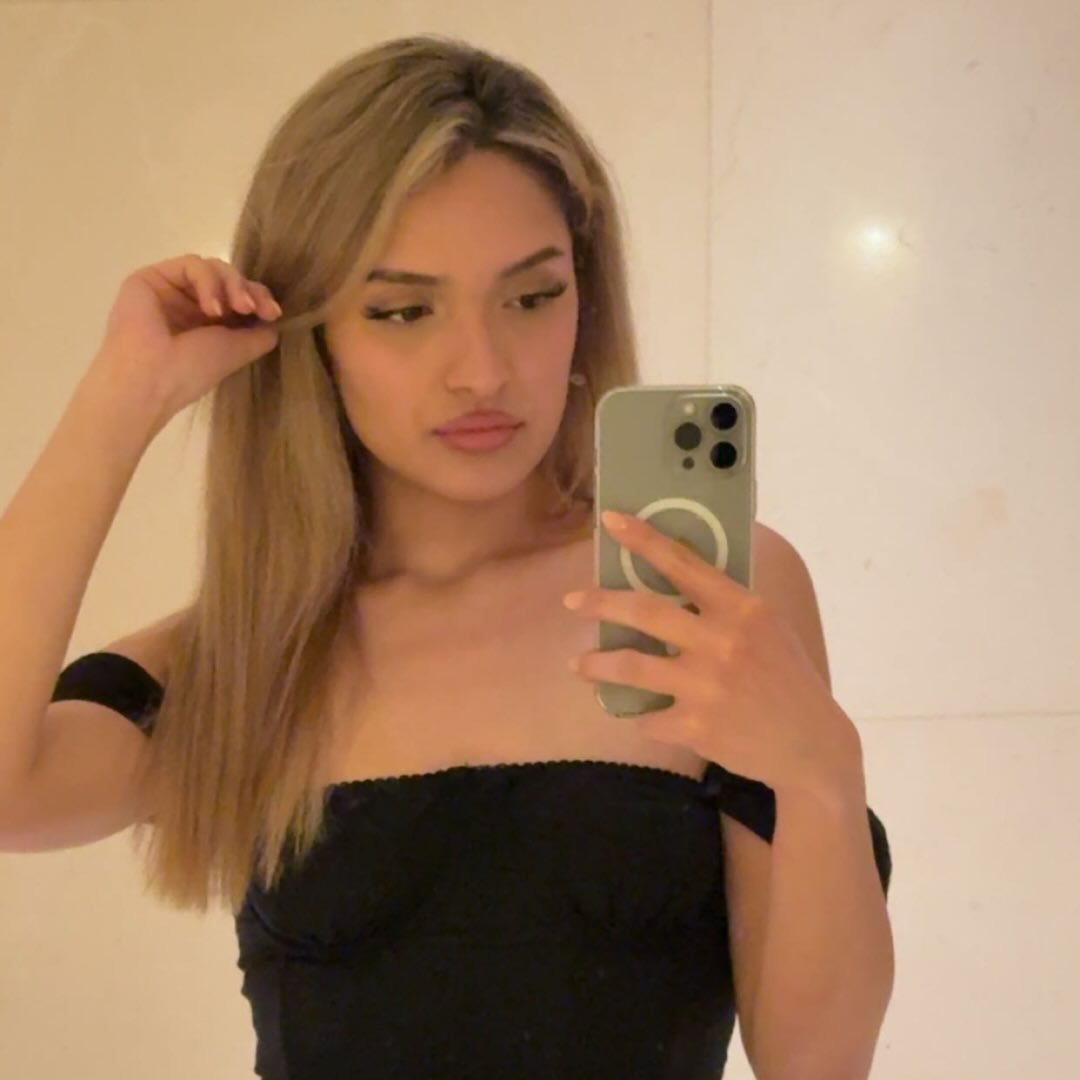 Instagram Profilbild von florinanezaj