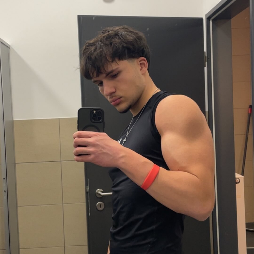 Instagram Profilbild von 12christos