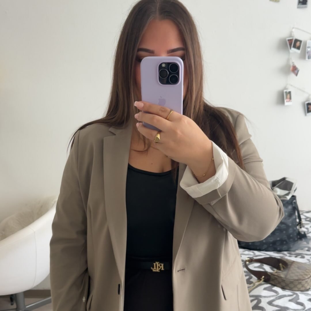 Instagram Profilbild von bleronanuli
