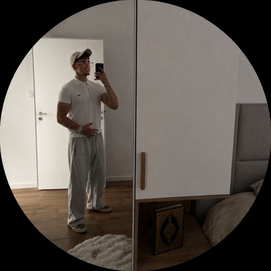 Instagram Profilbild von semi_ks04