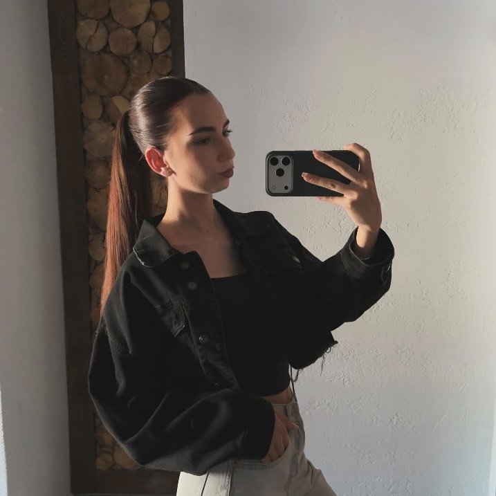 Instagram Profilbild von iva.karadzhova