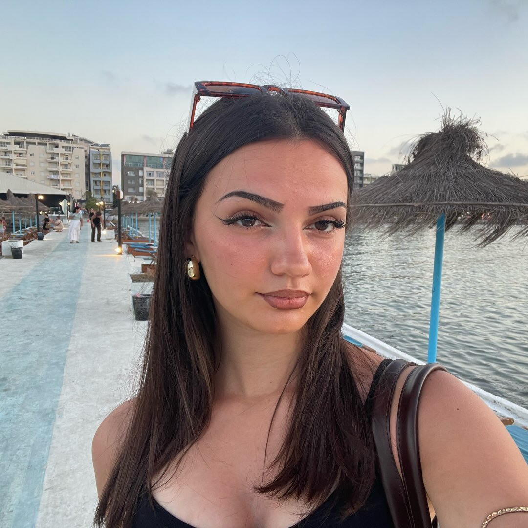 Instagram Profilbild von adiina.j