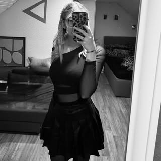 Instagram Profilbild von charlyn_sn