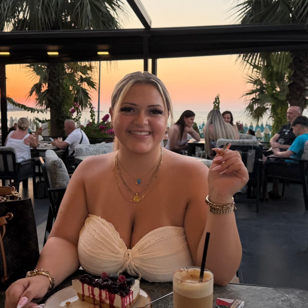 Instagram Profilbild von teuta.xhela