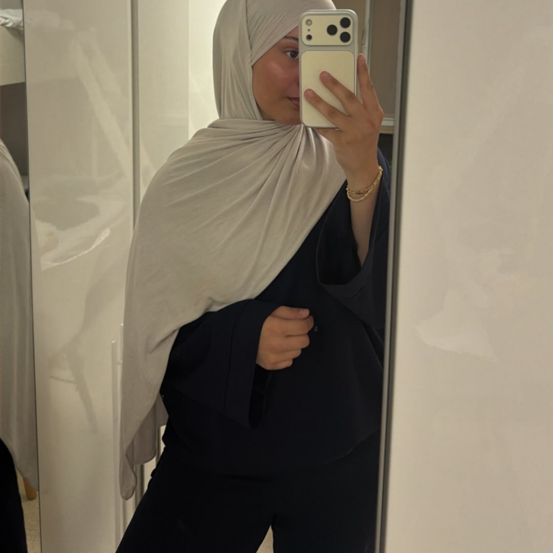 Instagram Profilbild von 64hyrnsaa