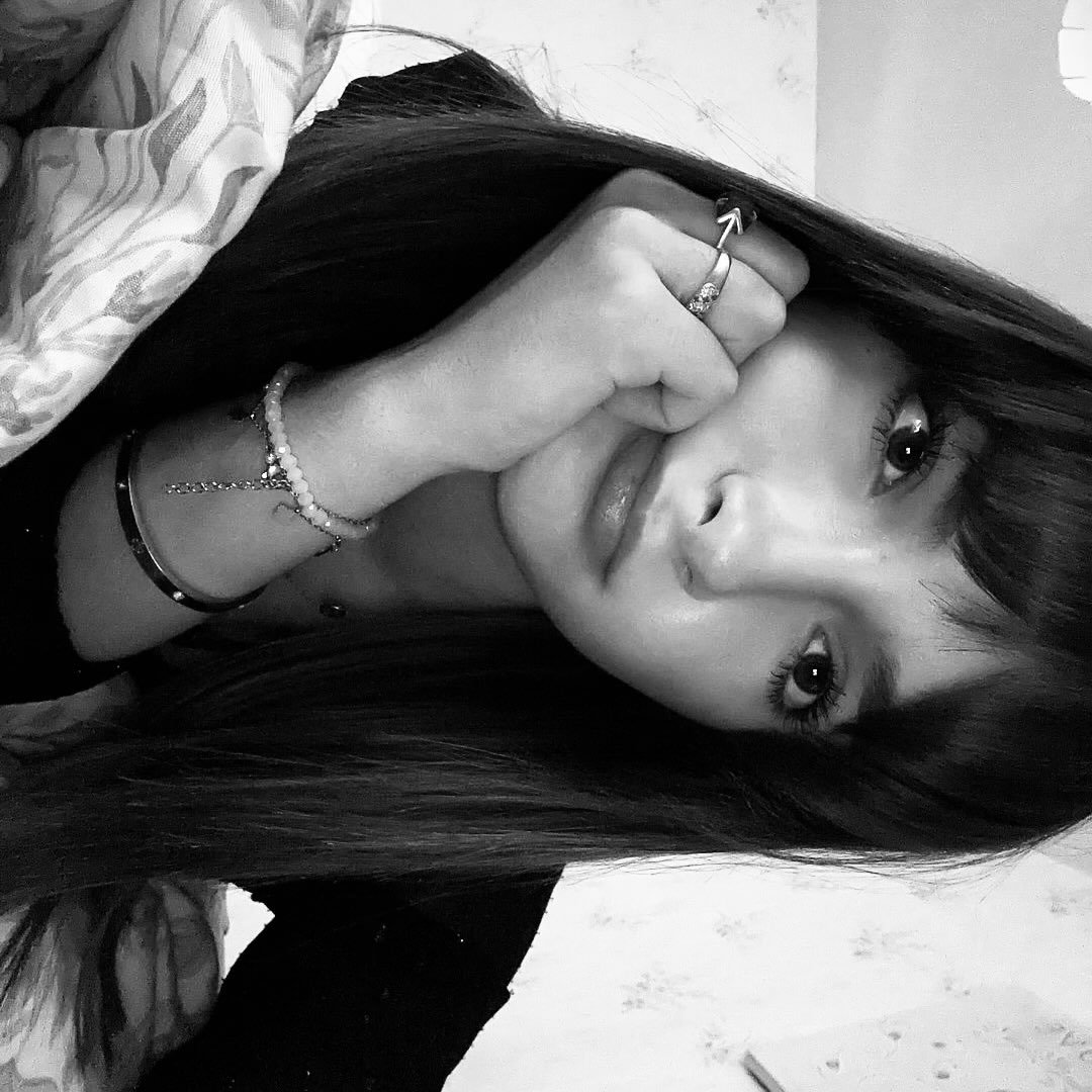 Instagram Profilbild von loelya_rth