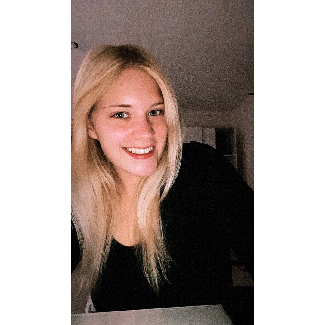 Instagram Profilbild von lauraniv__