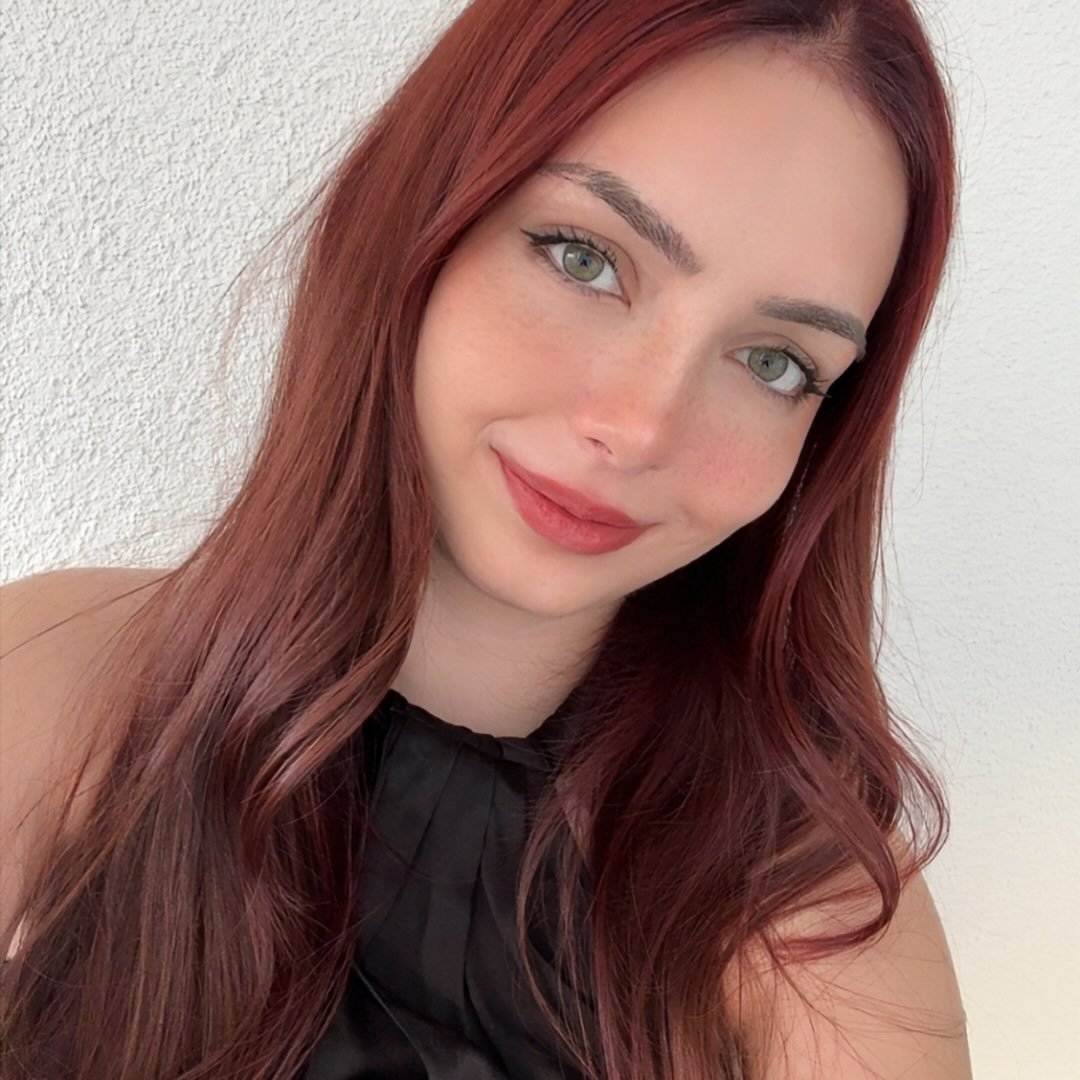 Instagram Profilbild von elifaydanuzun