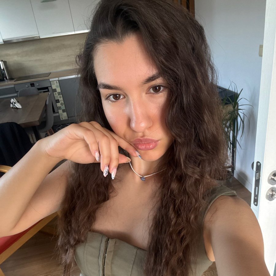 Instagram Profilbild von melis_seftin