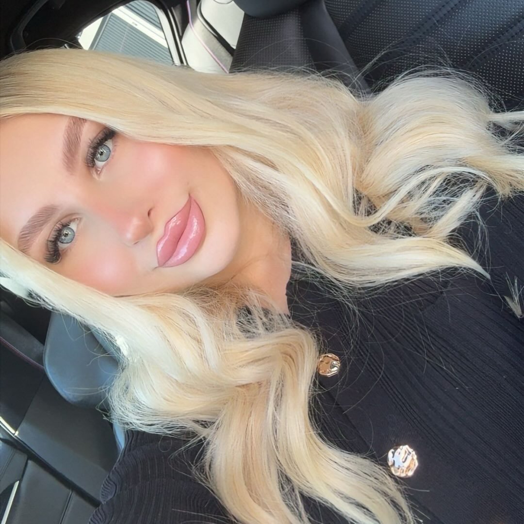 Instagram Profilbild von aminasbnvc