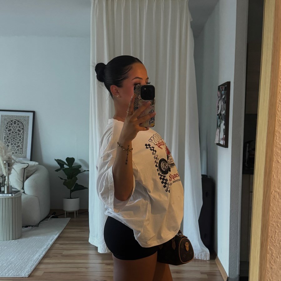 Instagram Profilbild von _nuura01
