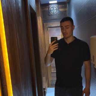 Instagram Profilbild von lukavojnic