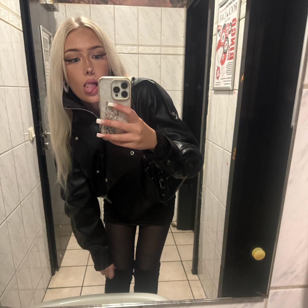 Instagram Profilbild von tiredblondbitch