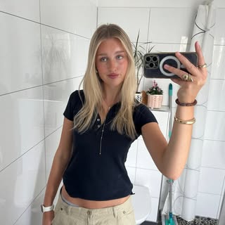 Instagram Profilbild von caro__hr