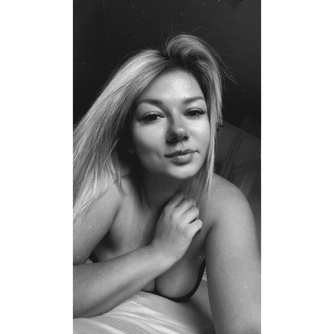 Instagram Profilbild von monnia_04