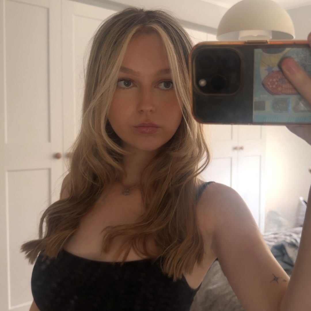 Instagram Profilbild von sara_flrs