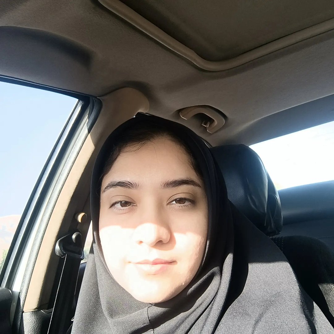 Instagram Profilbild von razavi.zahraaa