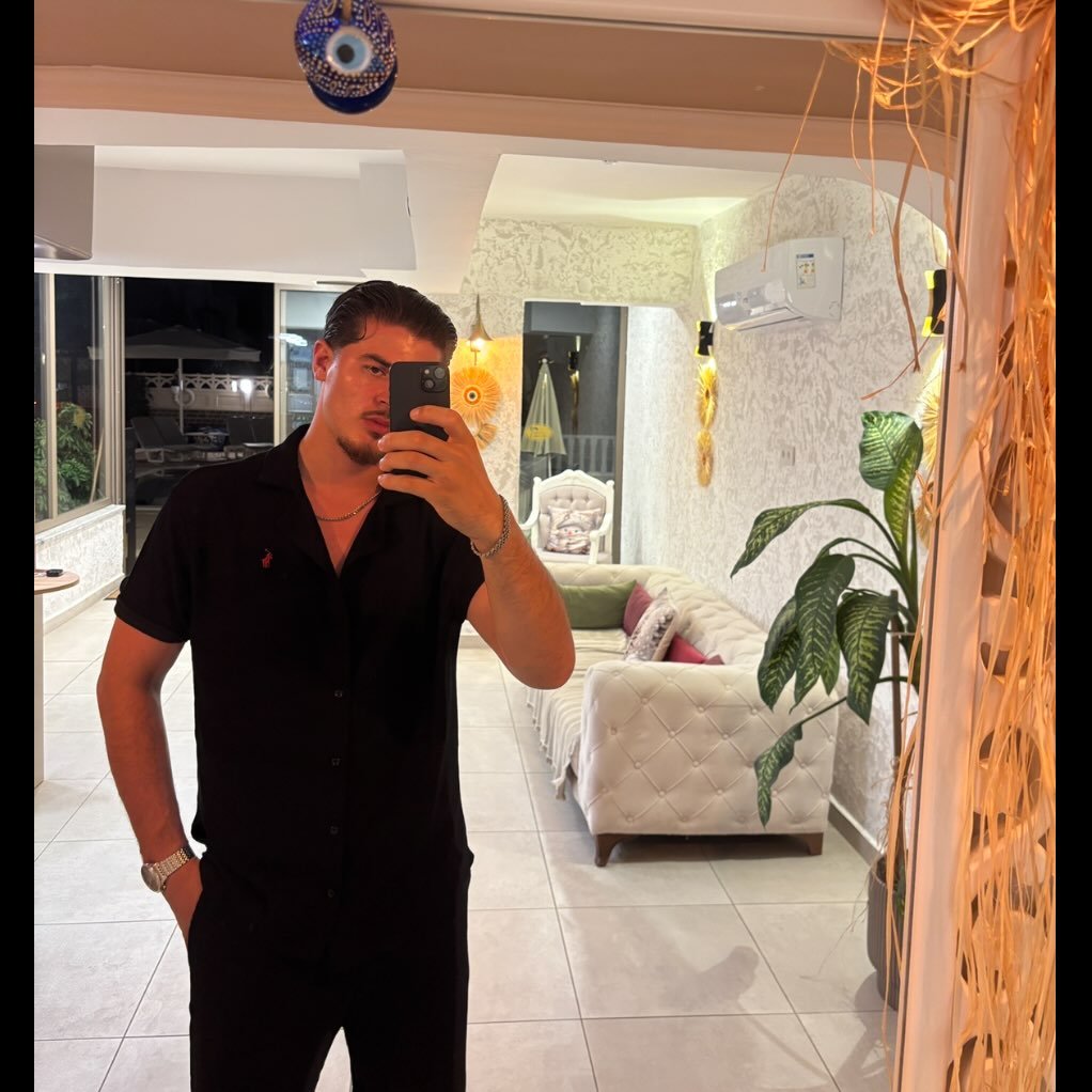Instagram Profilbild von halil.nge