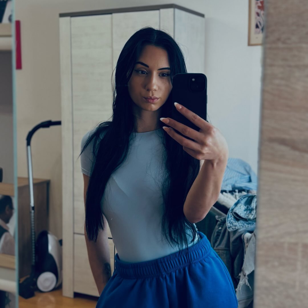 Instagram Profilbild von l.santova_