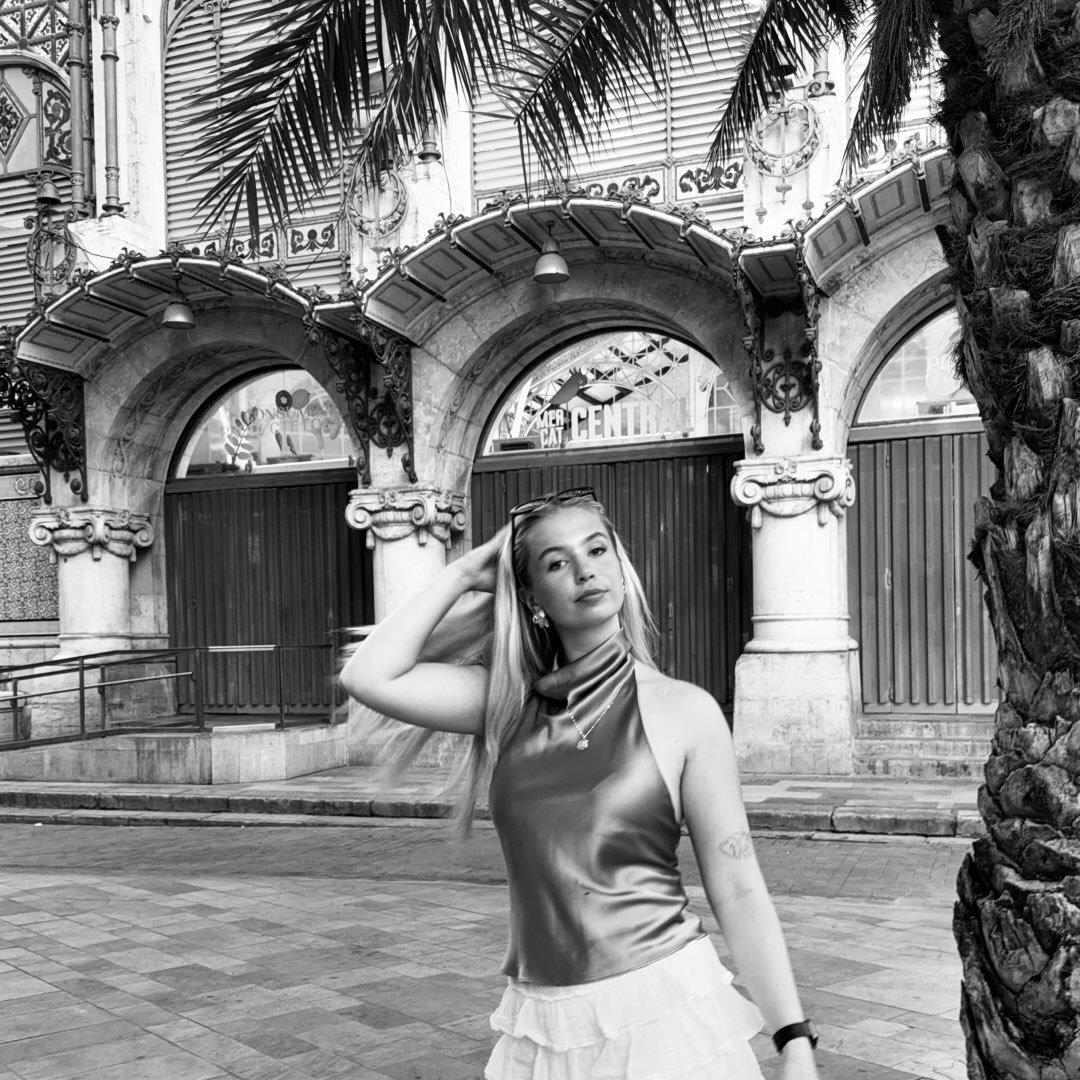 Instagram Profilbild von paula_shrvr