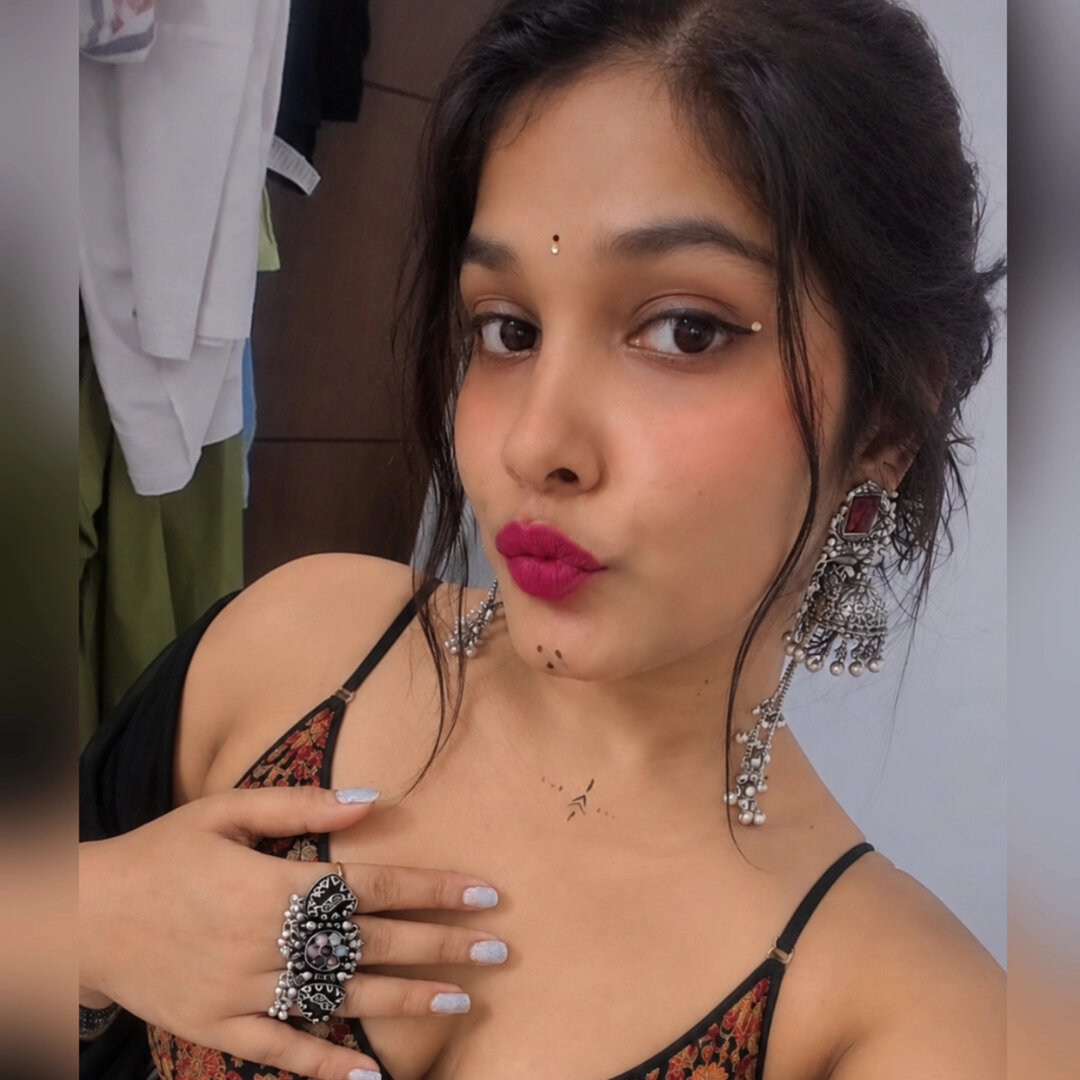 Instagram Profilbild von taanvee_sethi
