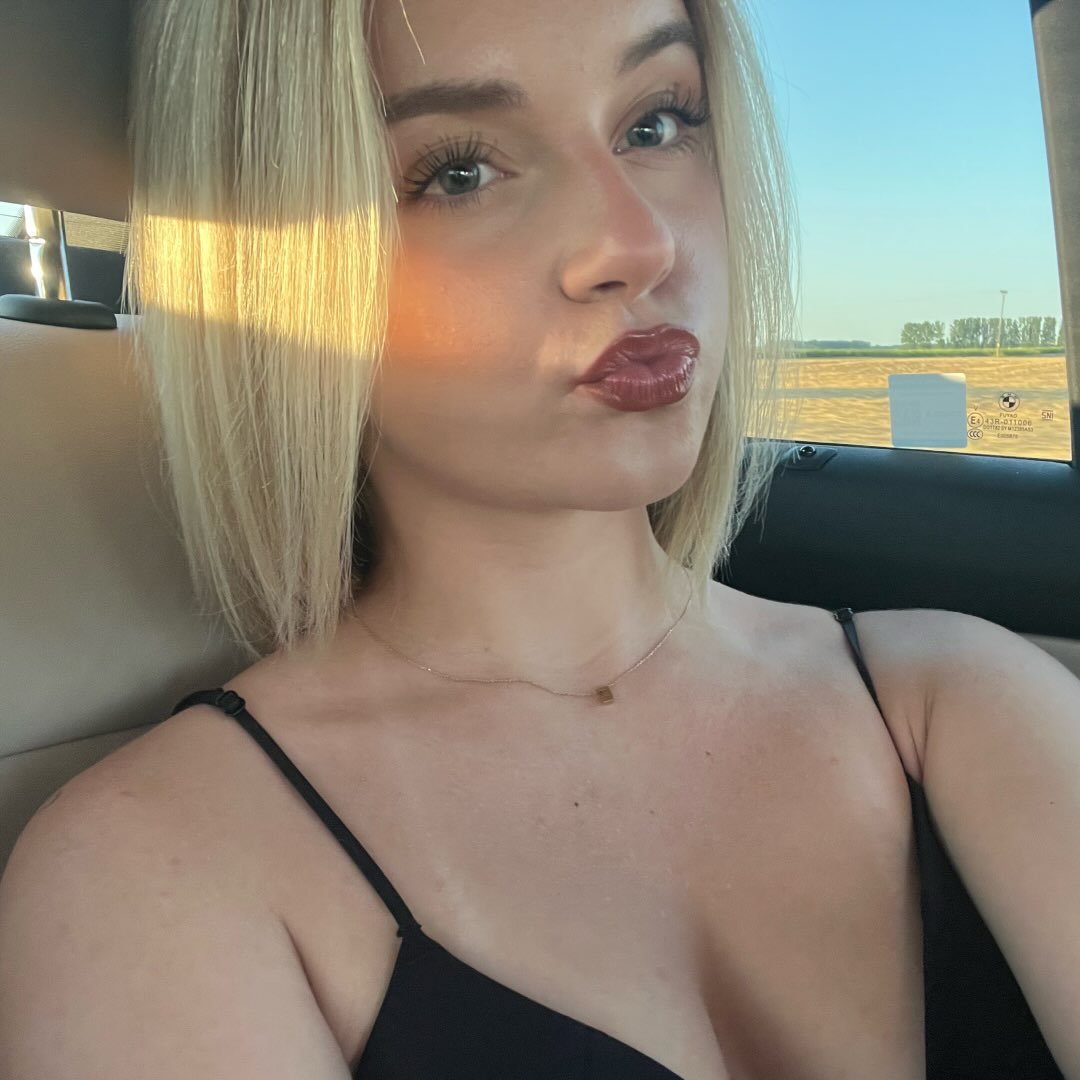 Instagram Profilbild von emma_benedek