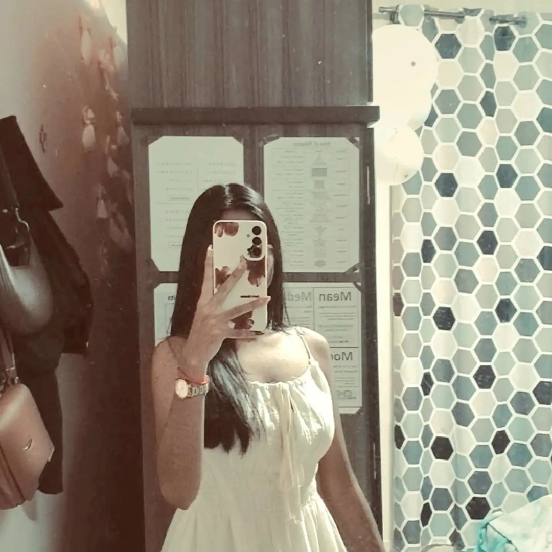 Instagram Profilbild von astha_.b