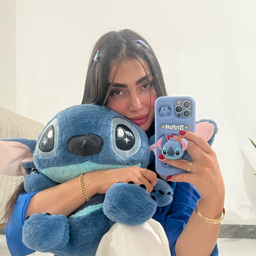 Instagram Profilbild von atena__hosseinzadeh