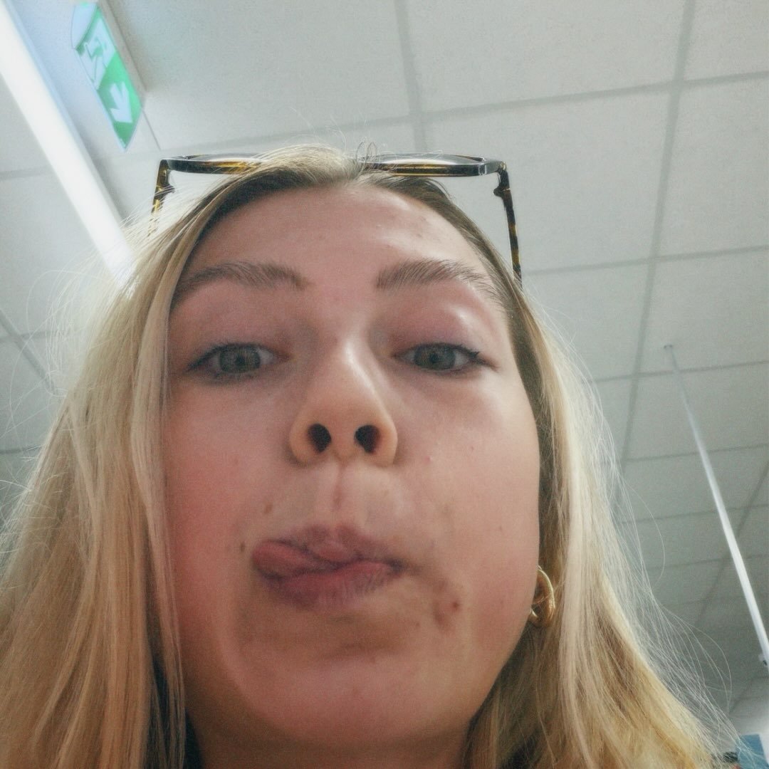 Instagram Profilbild von callmetizia_