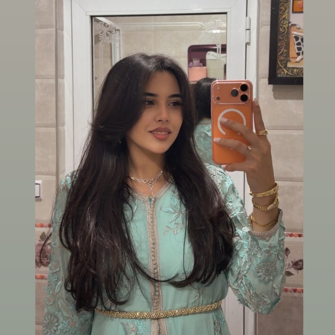 Instagram Profilbild von ezzahraa_2