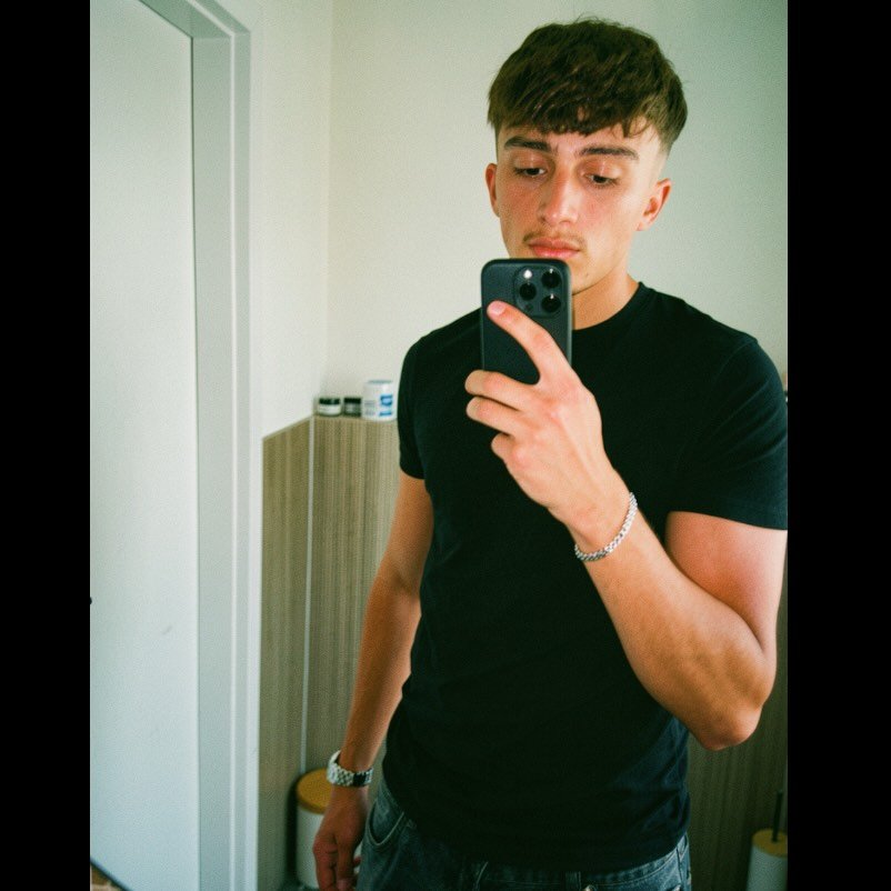 Instagram Profilbild von lleartsahiti