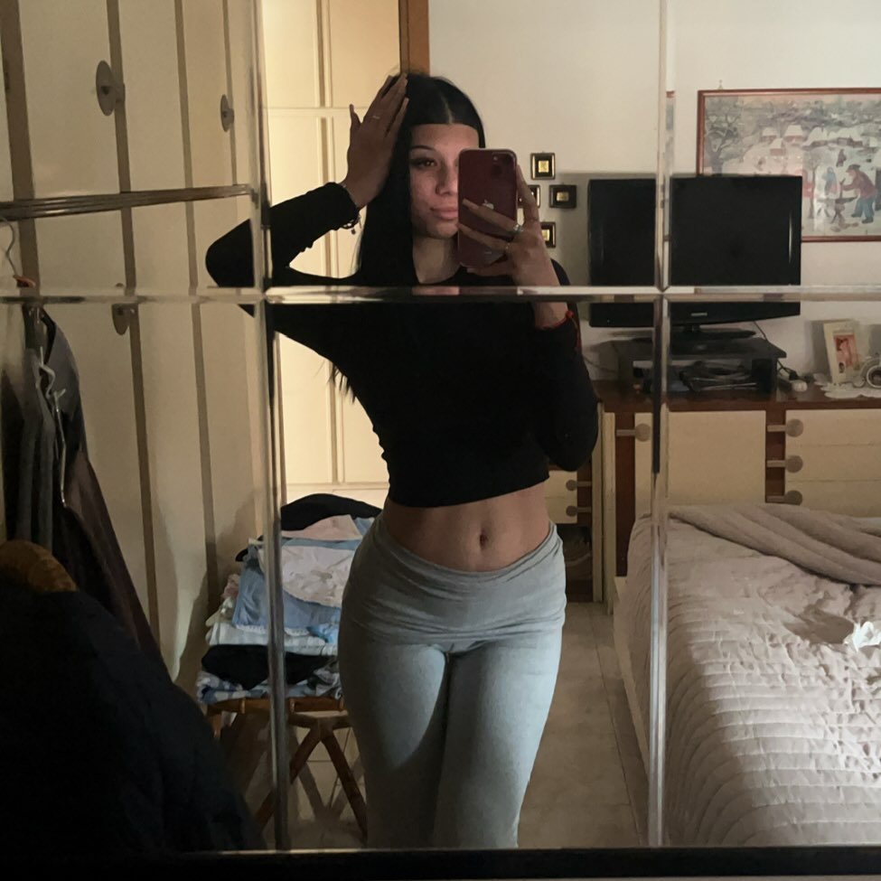 Instagram Profilbild von 33.noemii