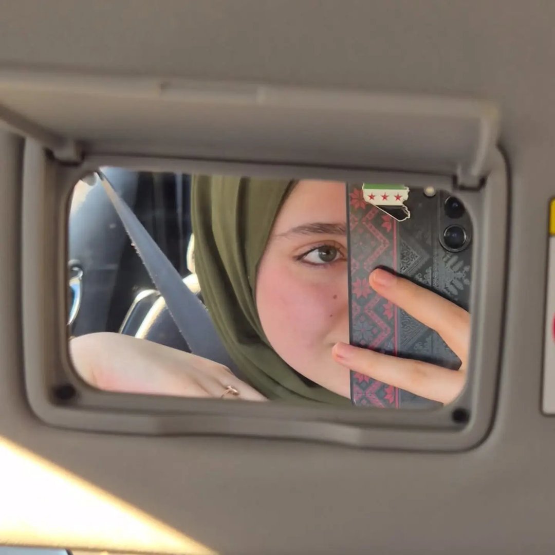 Instagram Profilbild von l0ujain6