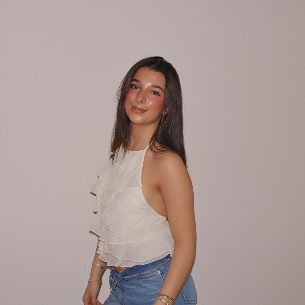 Instagram Profilbild von nellyzomorodi