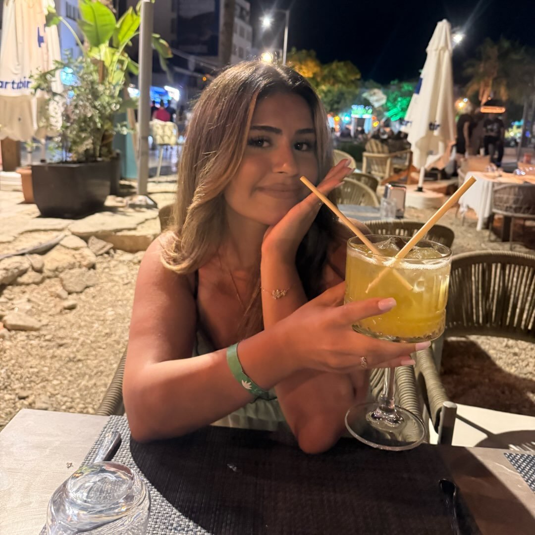 Instagram Profilbild von zehrra.akan