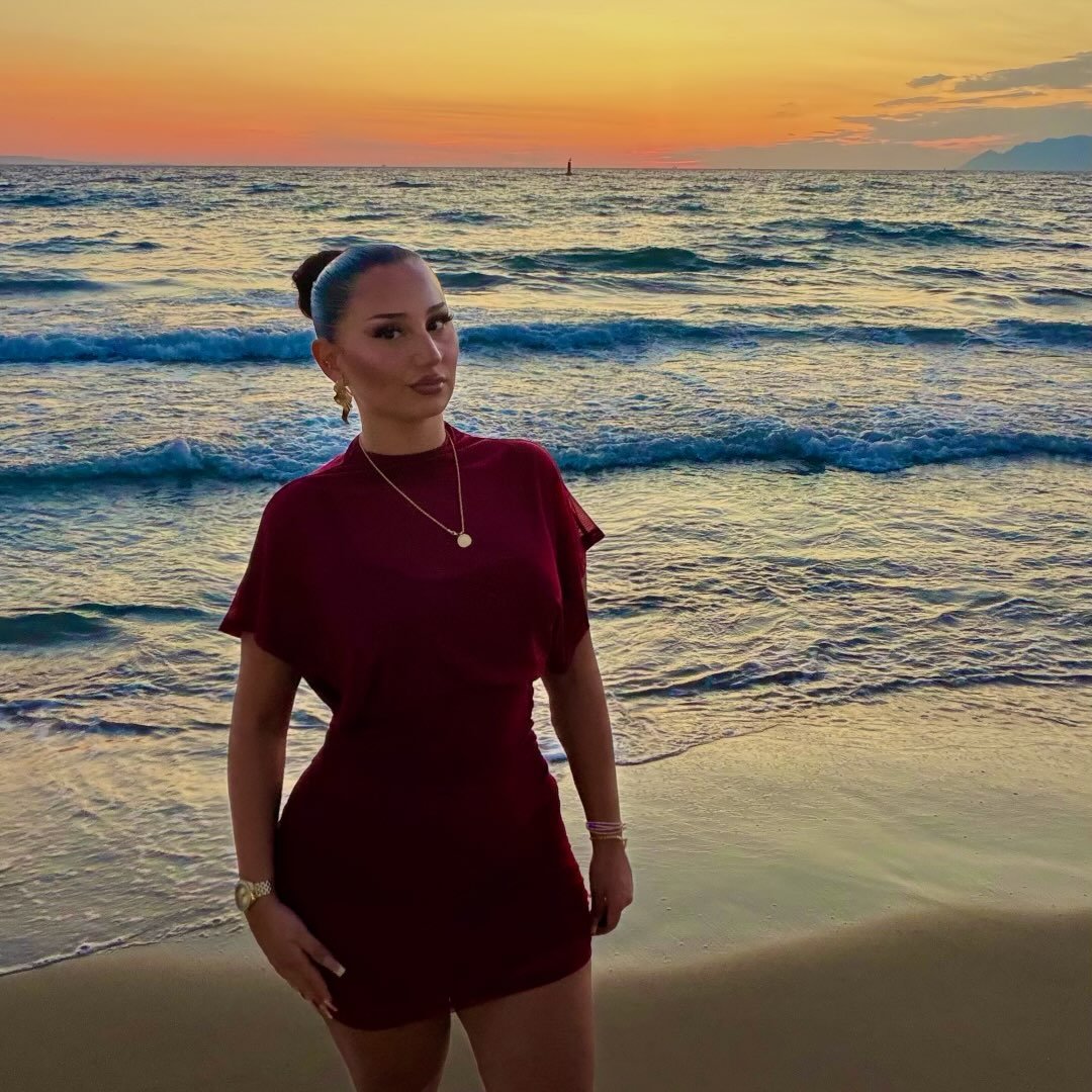Instagram Profilbild von azra.a03