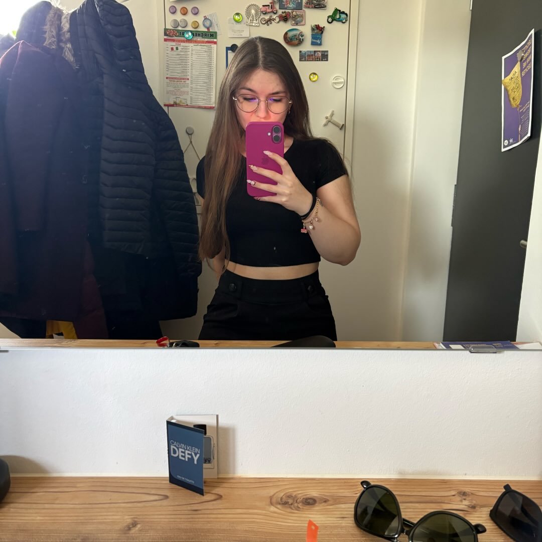 Instagram Profilbild von _.ansxhi06._