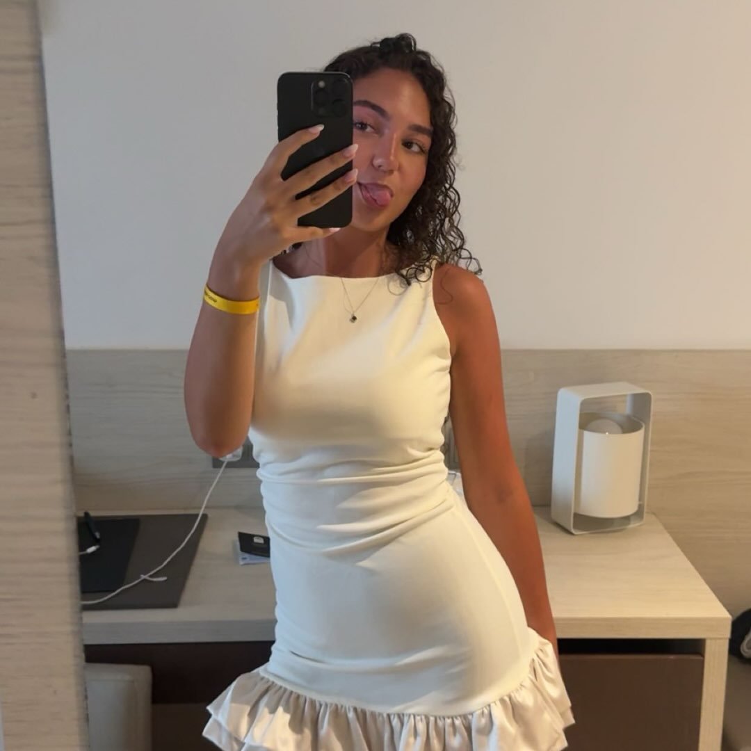 Instagram Profilbild von noraajasiqi