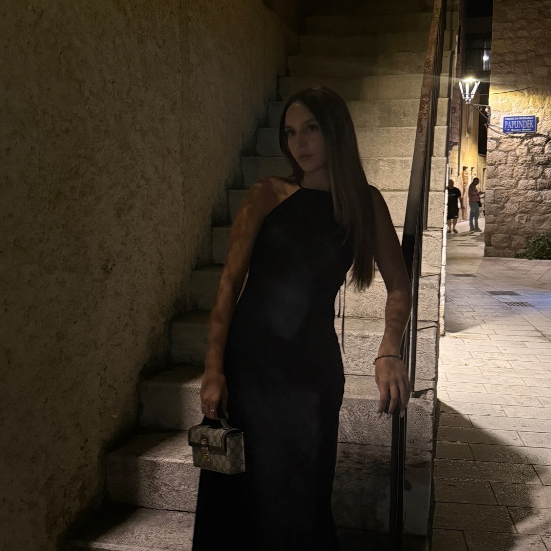 Instagram Profilbild von hrv_lea10