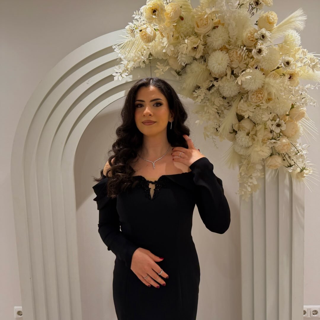 Instagram Profilbild von melek.alkxn
