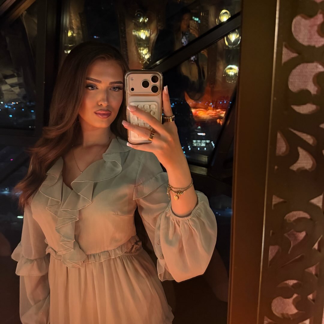 Instagram Profilbild von rinakrsniqi