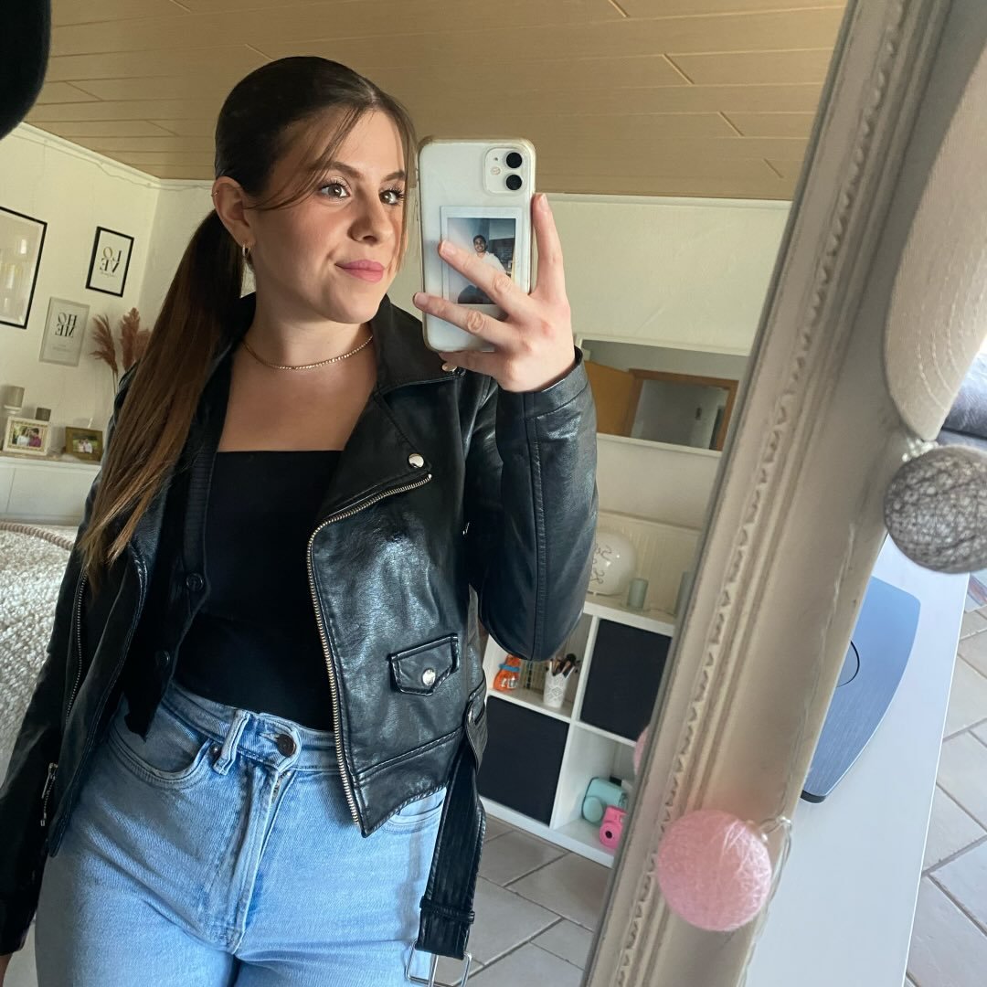 Instagram Profilbild von selina_schneeiderr