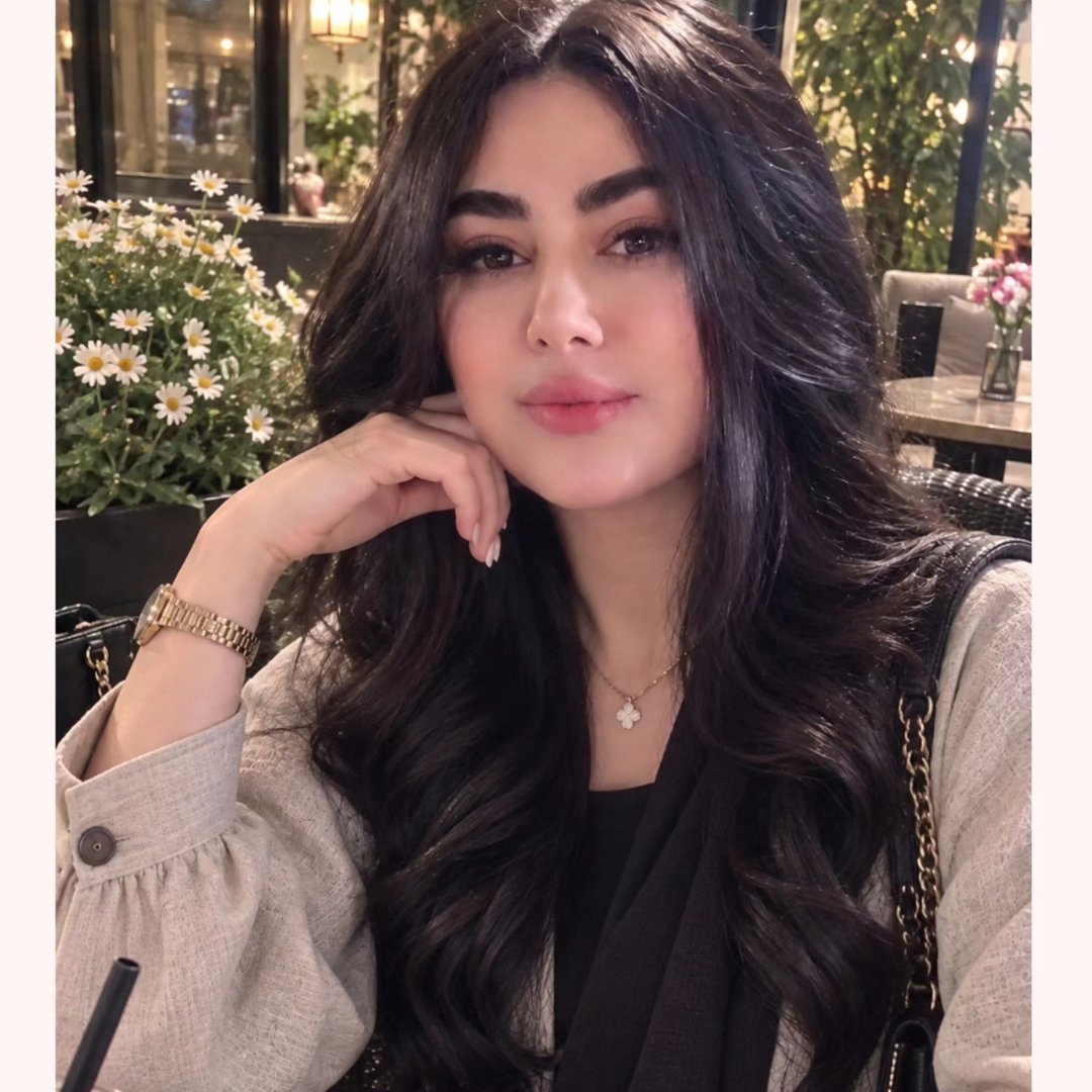 Instagram Profilbild von i.shivaghorbani