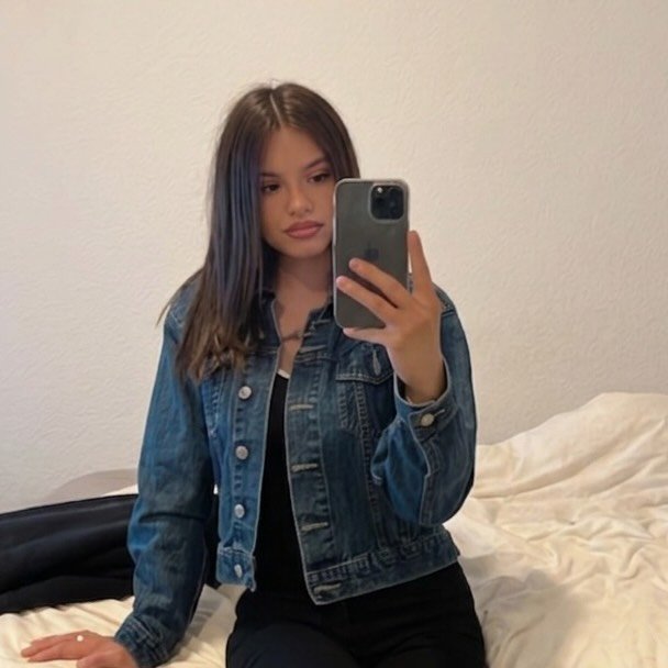 Instagram Profilbild von adelinadobrunaa