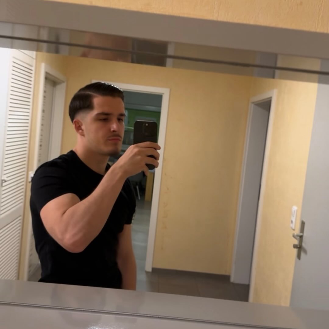 Instagram Profilbild von lorik.bl