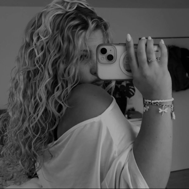 Instagram Profilbild von lara.gbt7
