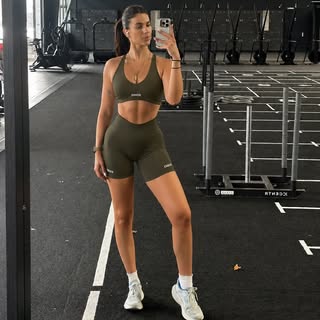 Instagram Profilbild von lillyadendorf