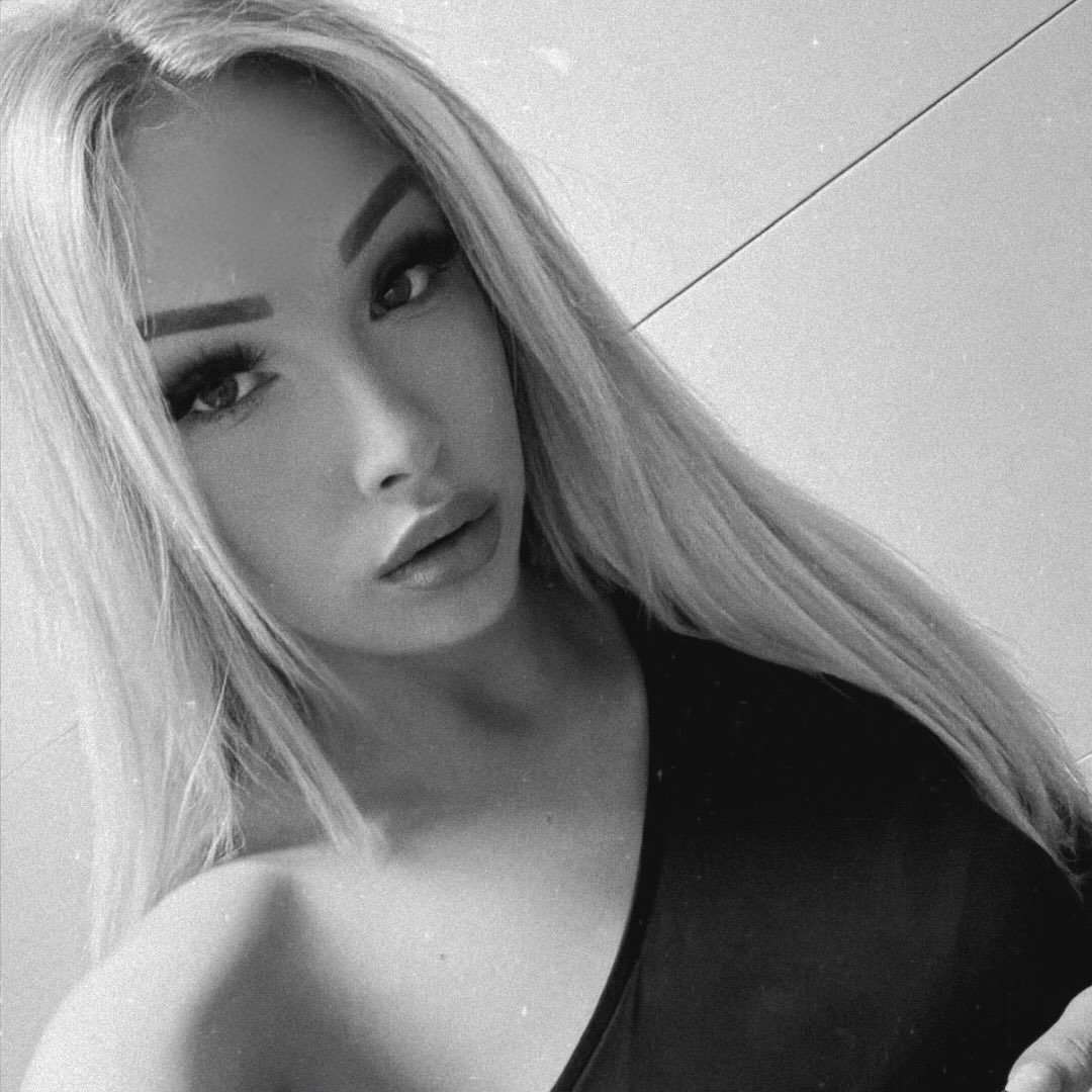 Instagram Profilbild von e.e.eliih